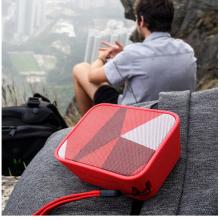 飛利浦(PHILIPS)BT110R 音樂魔盒藍牙音箱 防水便攜迷你音響 低音炮戶外運動免提通話紅色